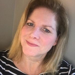 Meet your Posher, Leslie